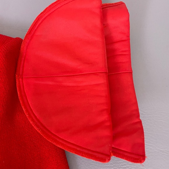 St John Collection Santana Knit Skirt Suit Set Women's Size 6 Red Gold Buttons * - Picture 6 of 16